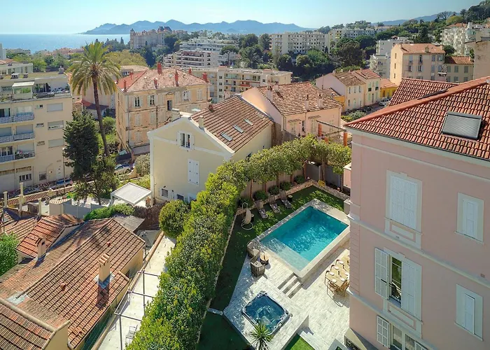 Frgk 'la Cote D'azur Private Pool, Ac Ultra-fast Wi-fi' Villa