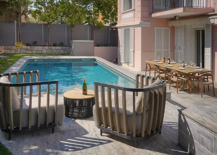 Frgk 'la Cote D'azur Private Pool, Ac Ultra-fast Wi-fi' فيلة