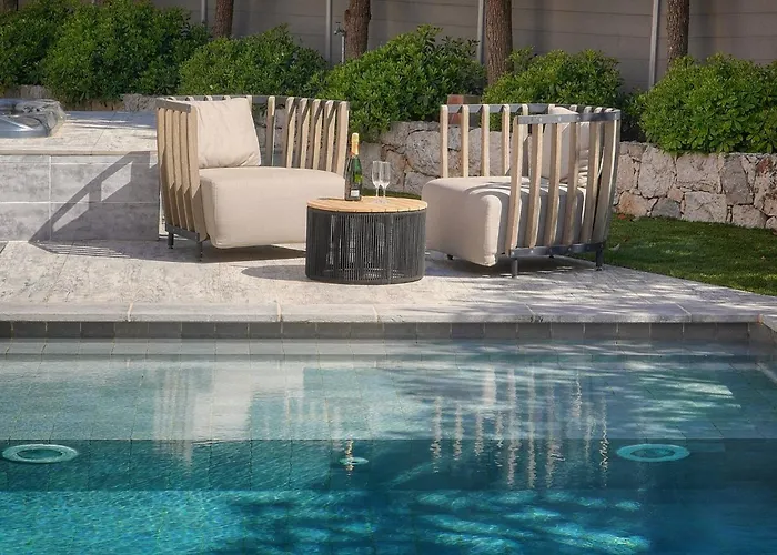 Frgk 'la Cote D'azur Private Pool, Ac Ultra-fast Wi-fi' فيلة