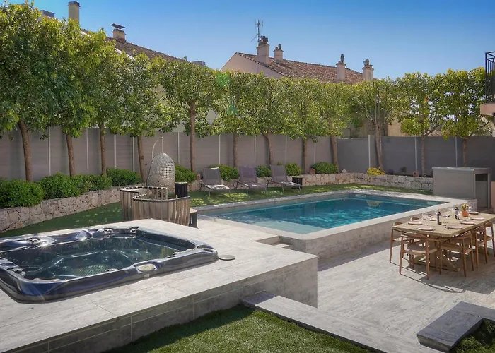 Villa Frgk 'la Cote D'azur Private Pool, Ac Ultra-fast Wi-fi' *