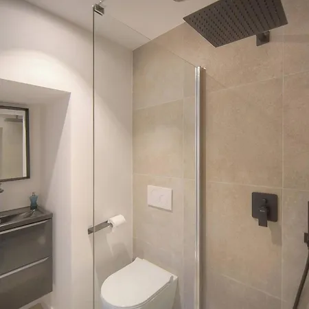 Frgk 'la Cote D'azur Private Pool, Ac Ultra-fast Wi-fi' Villa *