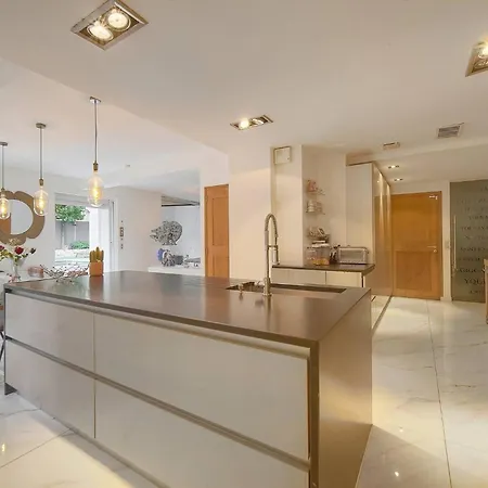 Frgk 'la Cote D'azur Private Pool, Ac Ultra-fast Wi-fi' Villa Cannes